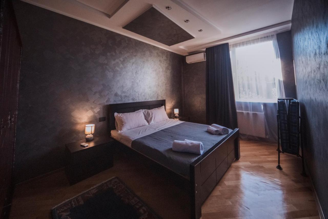 Makos Guest House Kutaisi Exterior photo