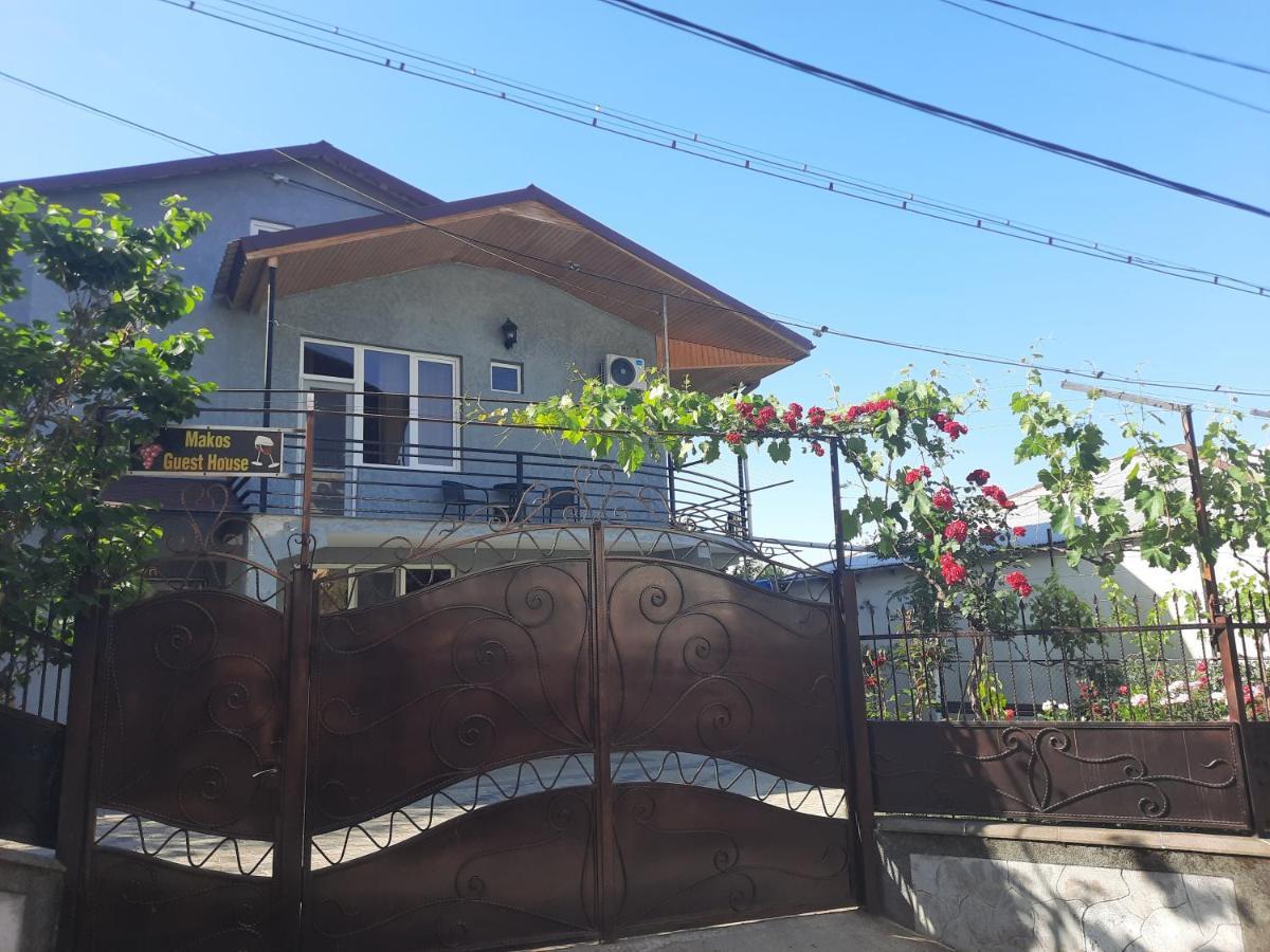 Makos Guest House Kutaisi Exterior photo