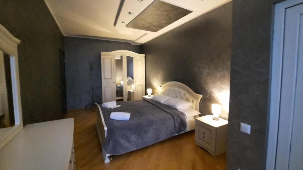 Makos Guest House Kutaisi Exterior photo