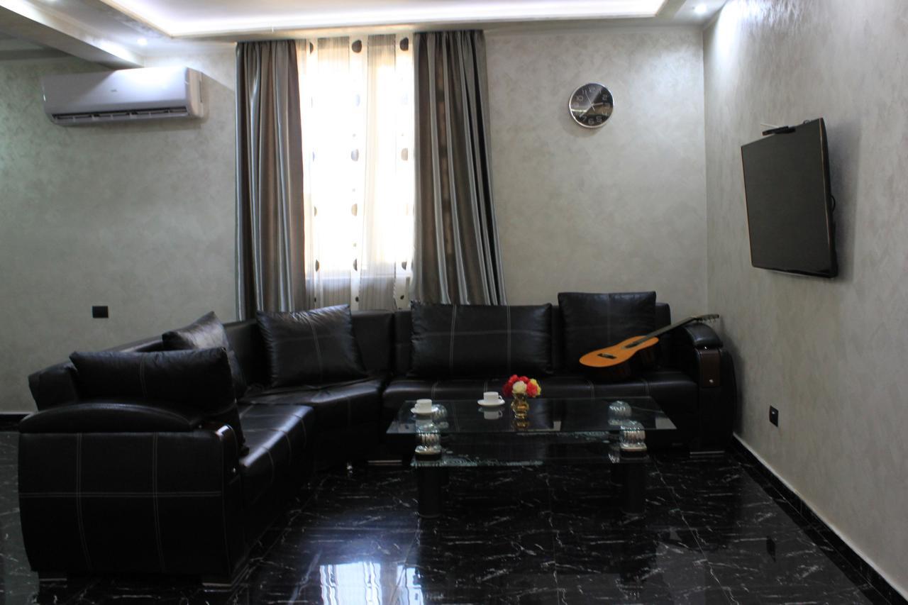 Makos Guest House Kutaisi Exterior photo